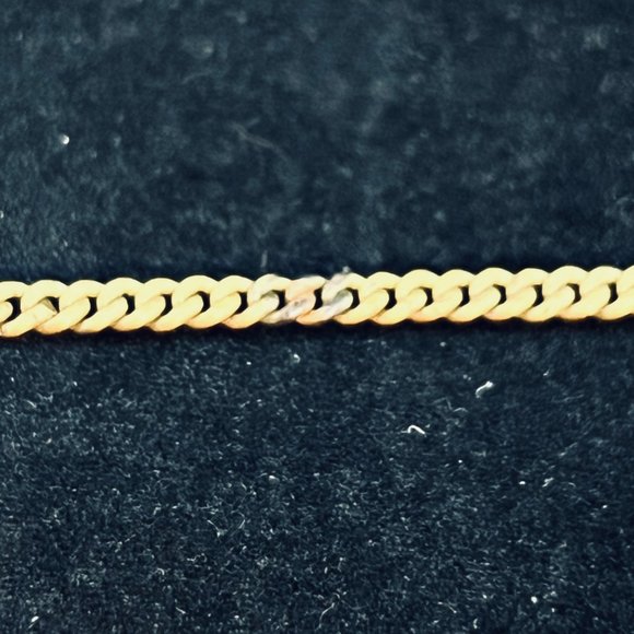 Gold Tone Curb Chain Necklace With Red And Clear Rhinestones - Picture 8 of 8